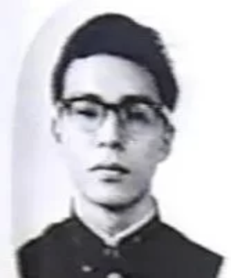 1965年(19歳):1年の浪人を経て早稲田大学第二文学部入学