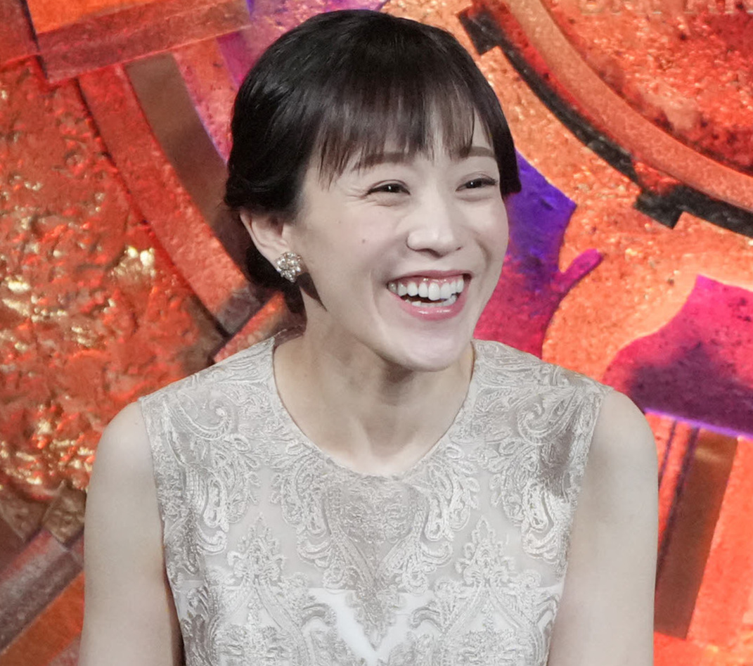 江藤愛アナの笑顔