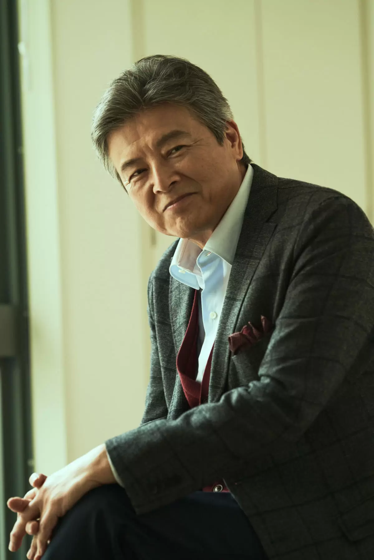 三浦友和,年収