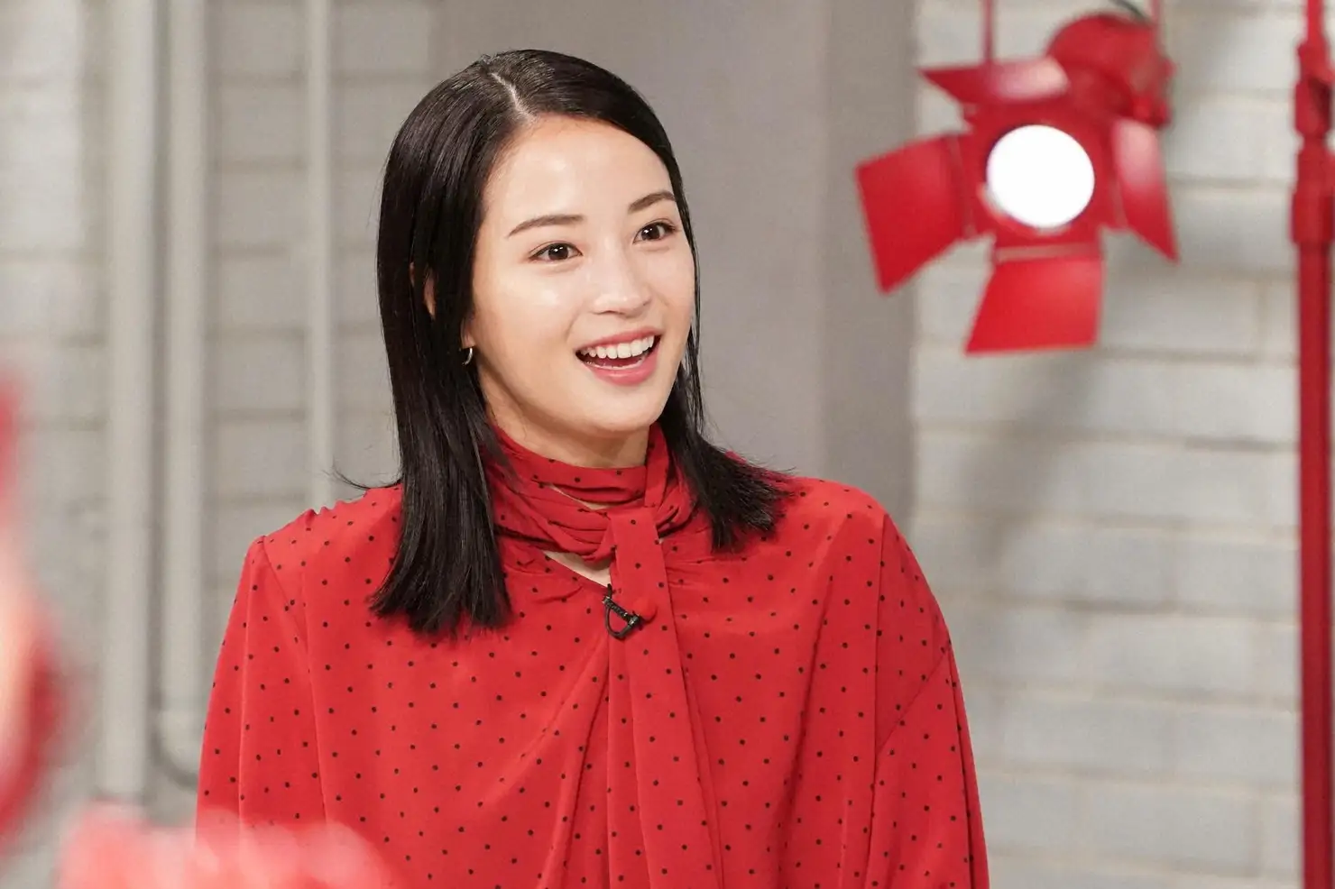 広瀬すず：推定年収3億5,000万円〜5億円の驚異的な稼ぎ