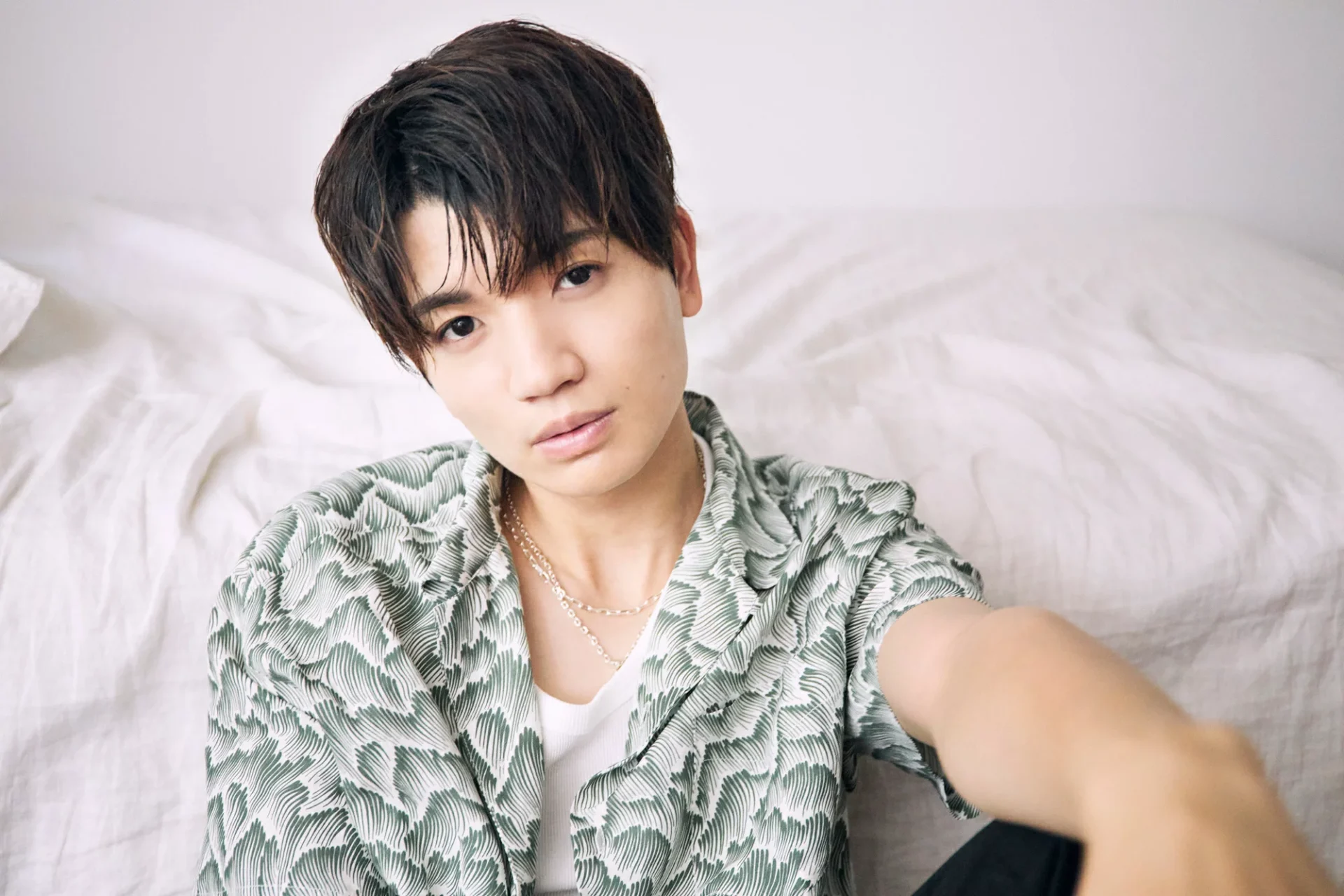 髙地優吾の兄弟|美容師の兄との絆とSixTONESリーダーを育んだ家族愛