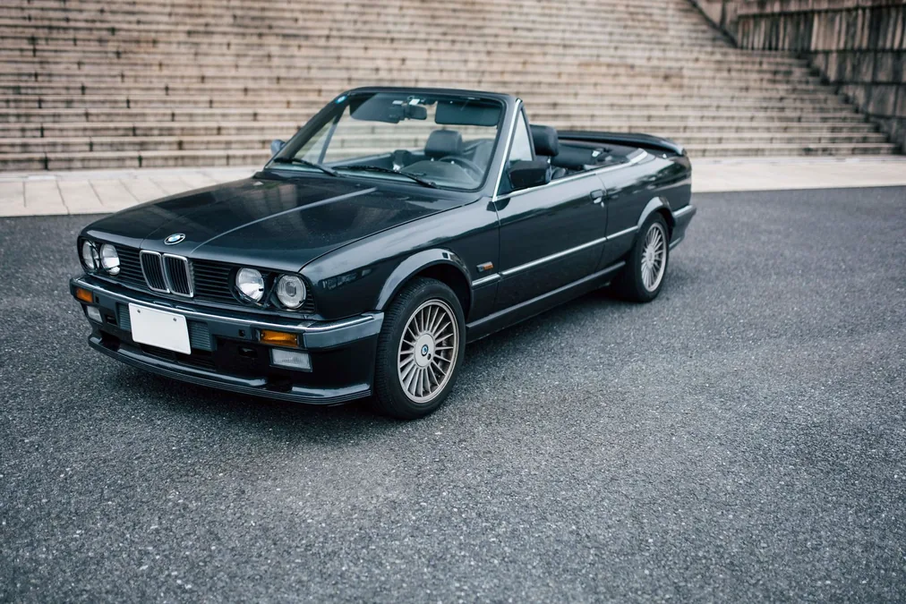 鶴田真由,父親,職業,三菱電機,BMW,カブリオレ