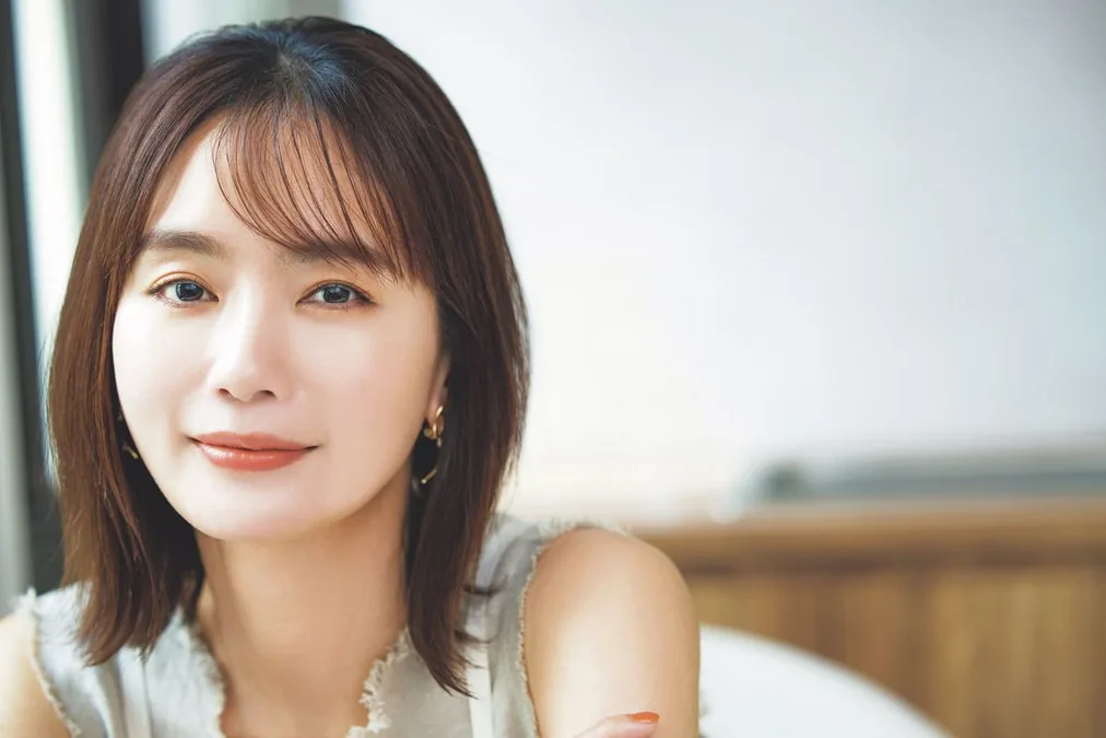 中村ゆりに旦那はいない!独身を貫く女優の結婚観と歴代彼氏を徹底解説 中村 結婚 女優